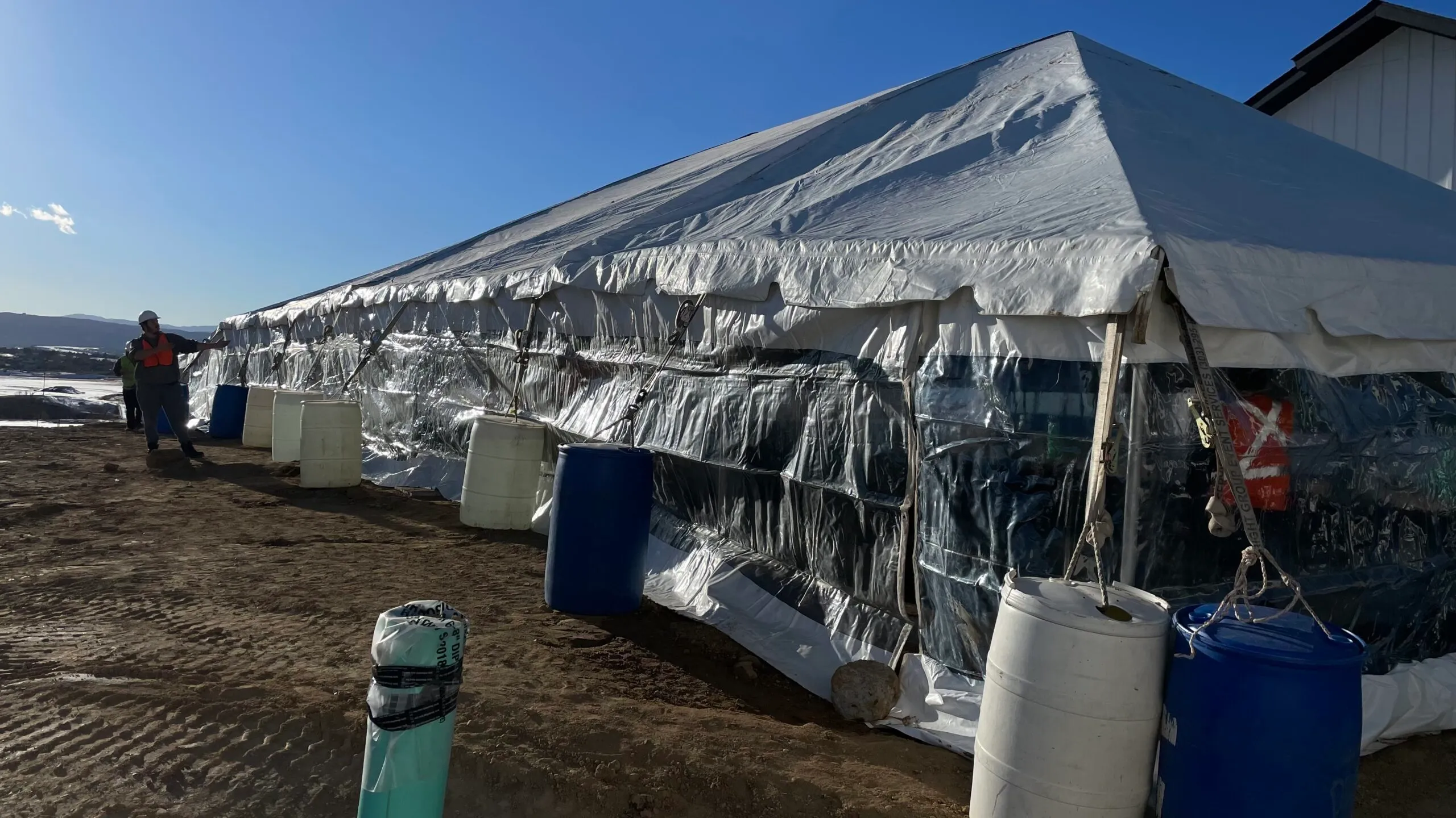 Construction warming tent rental from Wright Group Event Services