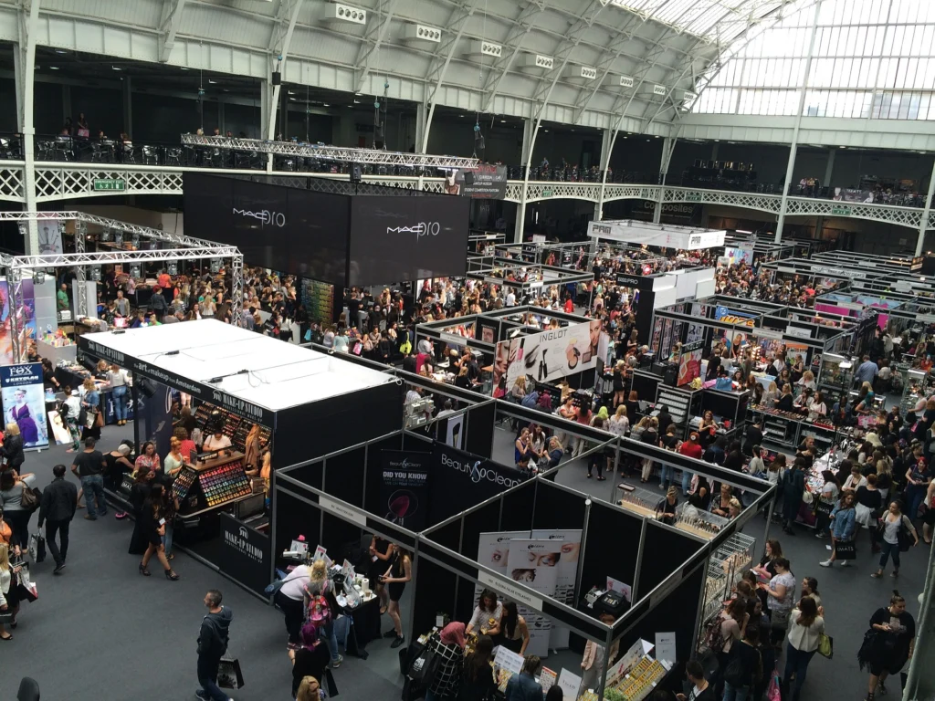 Exhibitor Supply Kit 10 Must Haves
