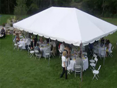How to Rent the Perfect Wedding Tent